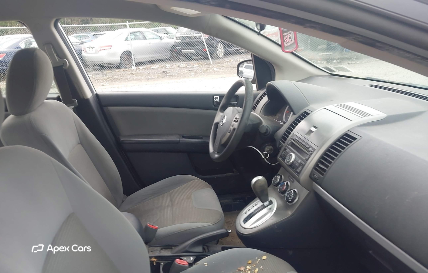 Nissan Sentra 2012