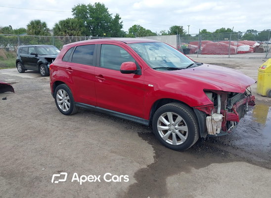 2014 Mitsubishi Outlander - Image 1 of 5