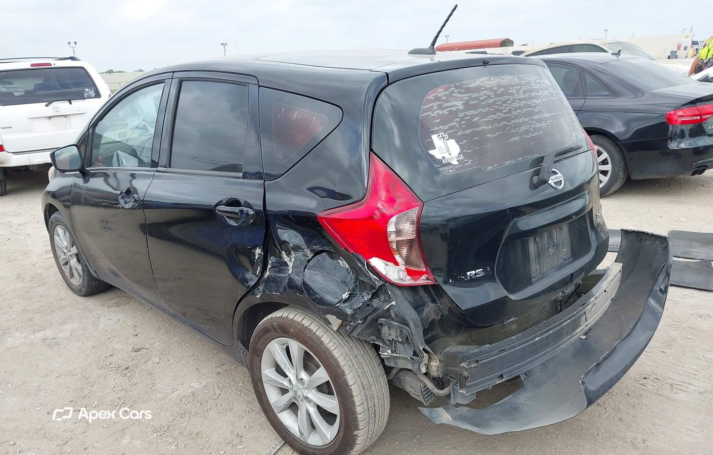 Nissan Versa 2016