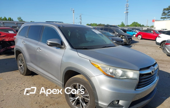 Toyota Highlander 2016 - Image 1 of 17