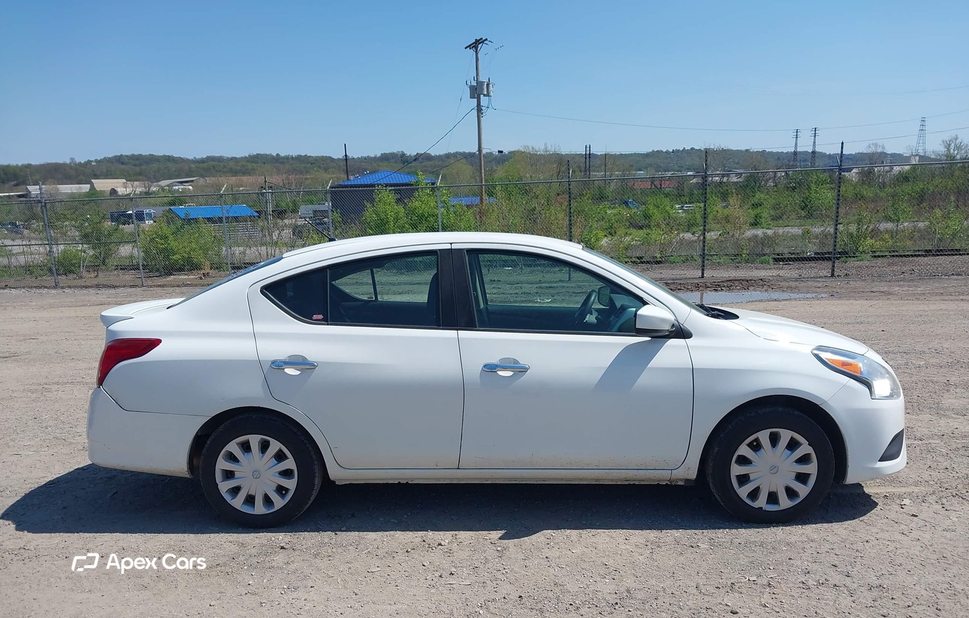 Nissan Versa 2016