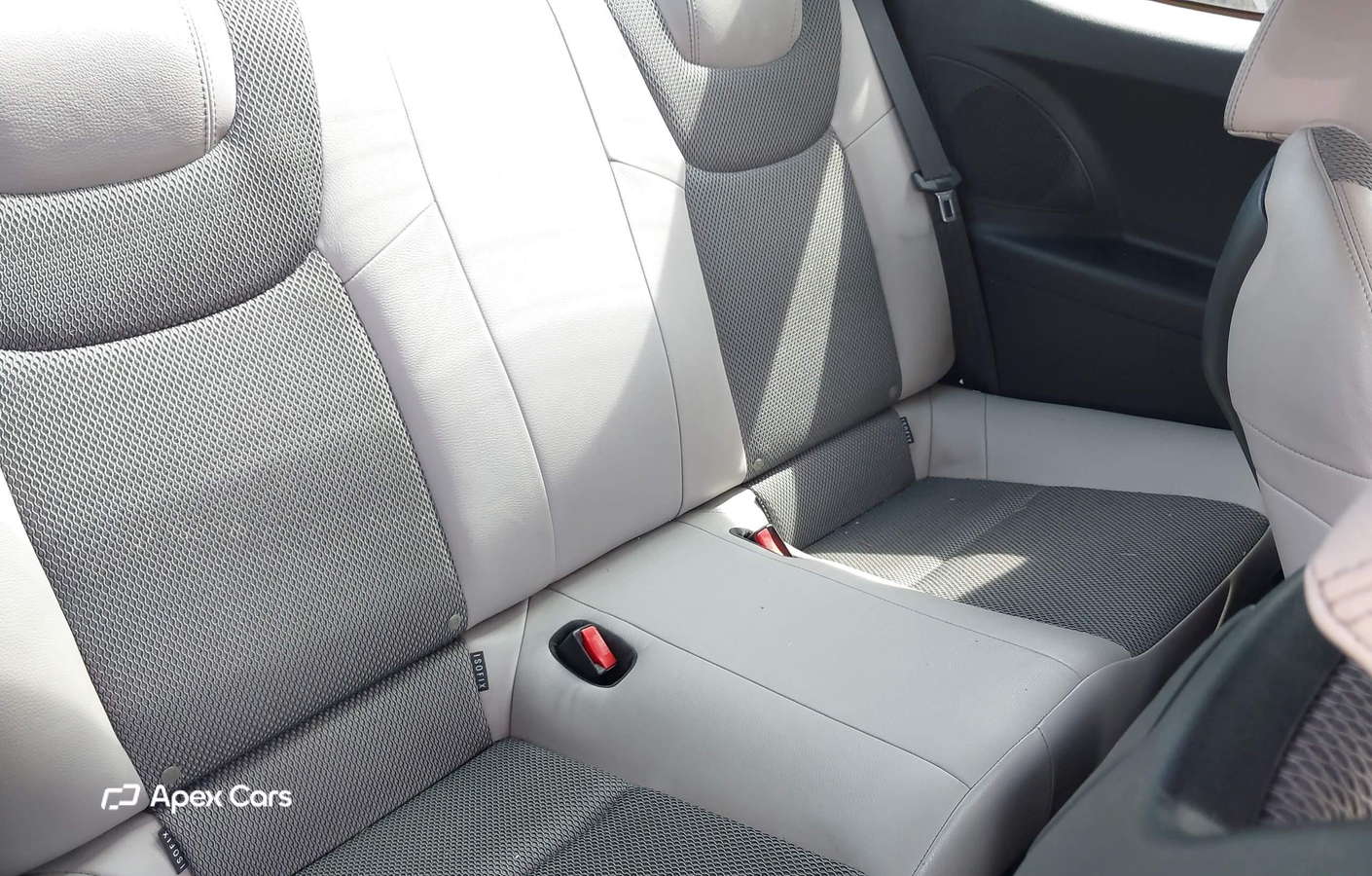 Hyundai Genesis 2013