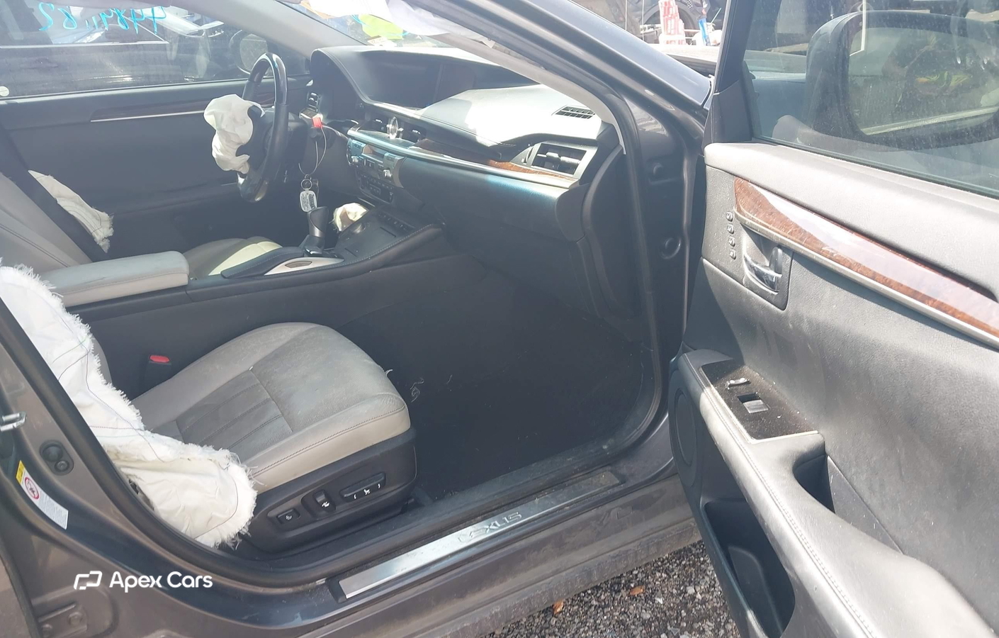 Lexus ES 2016