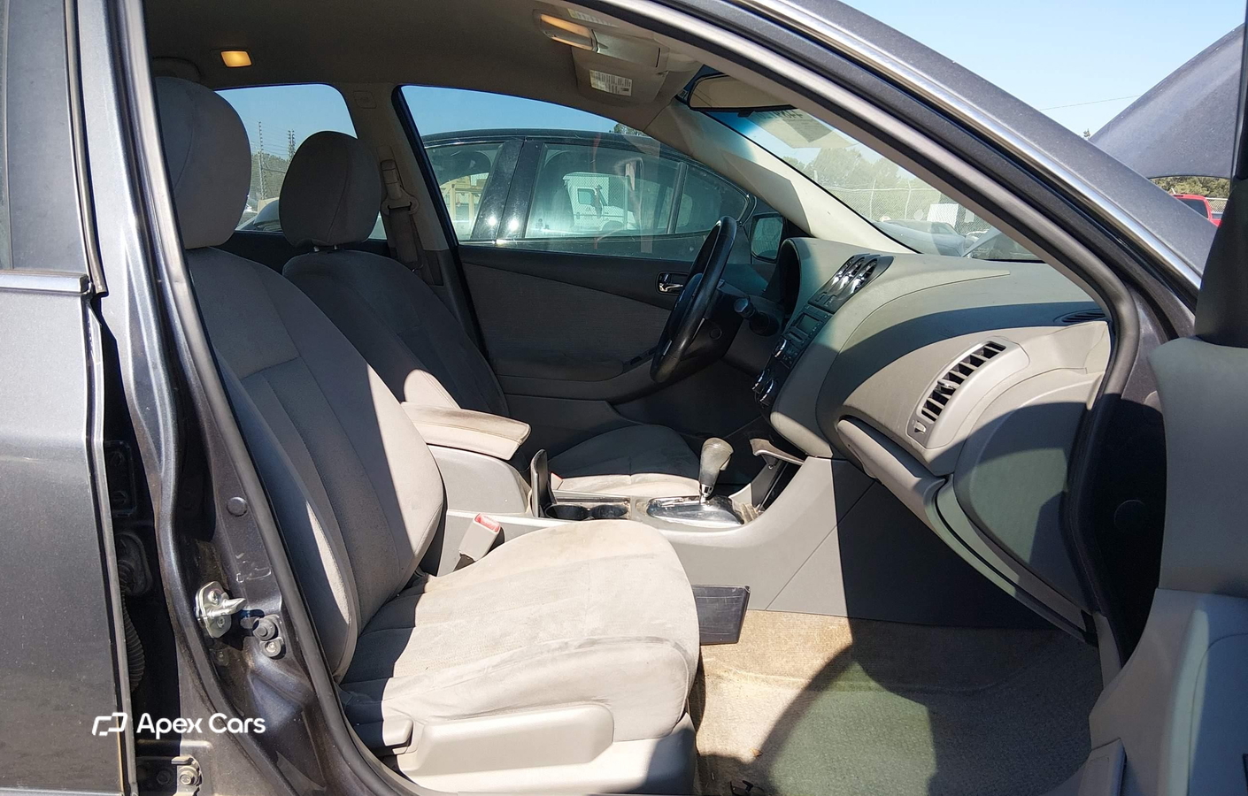Nissan Altima 2012