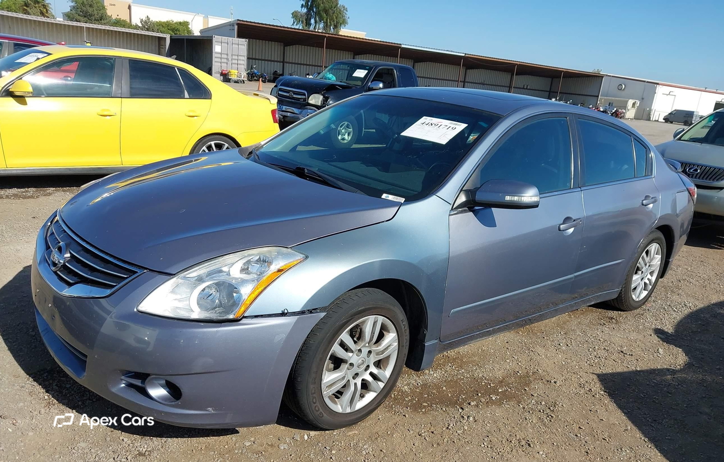 Nissan Altima 2011