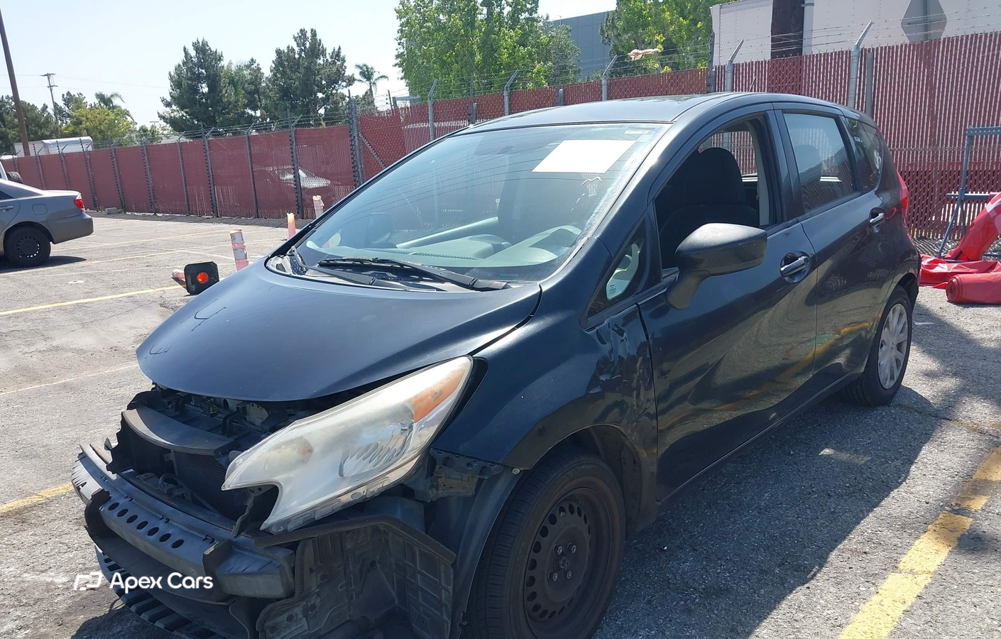 Nissan Versa 2015
