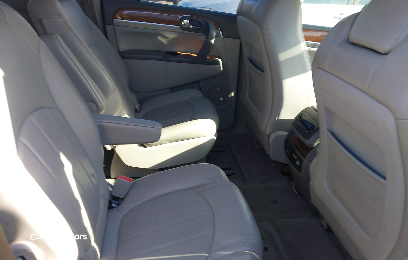 Buick Enclave 2011
