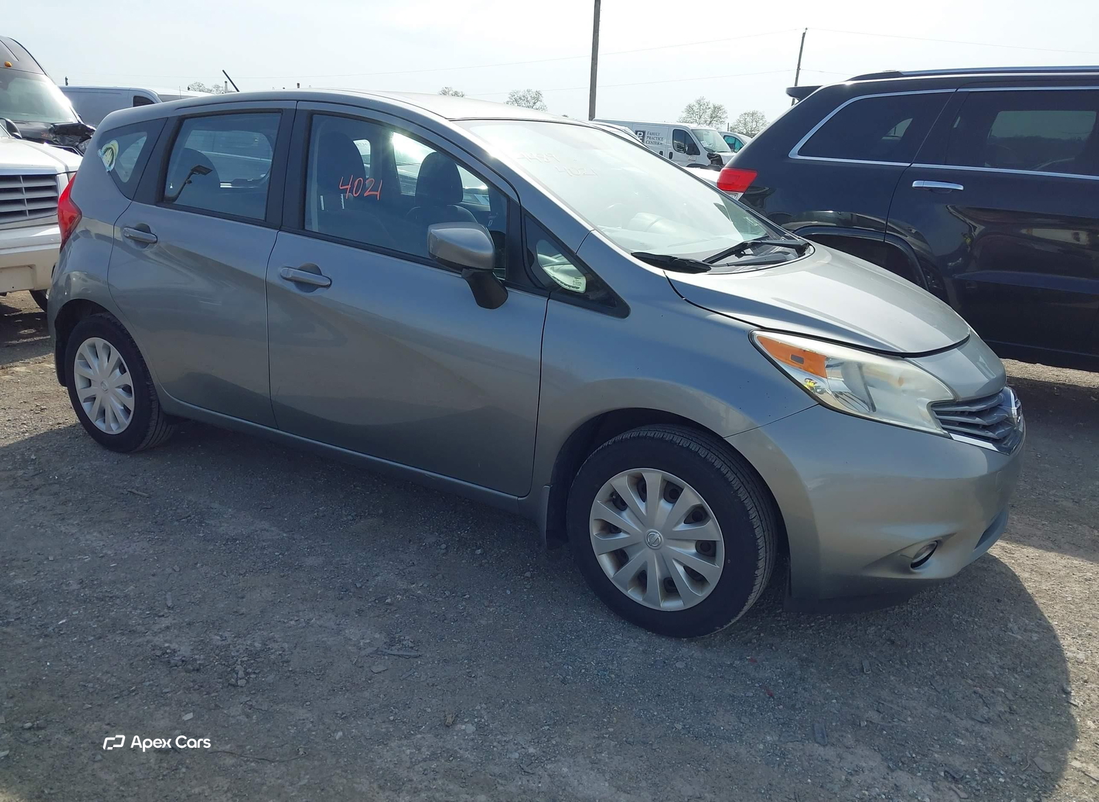 Nissan Versa 2015