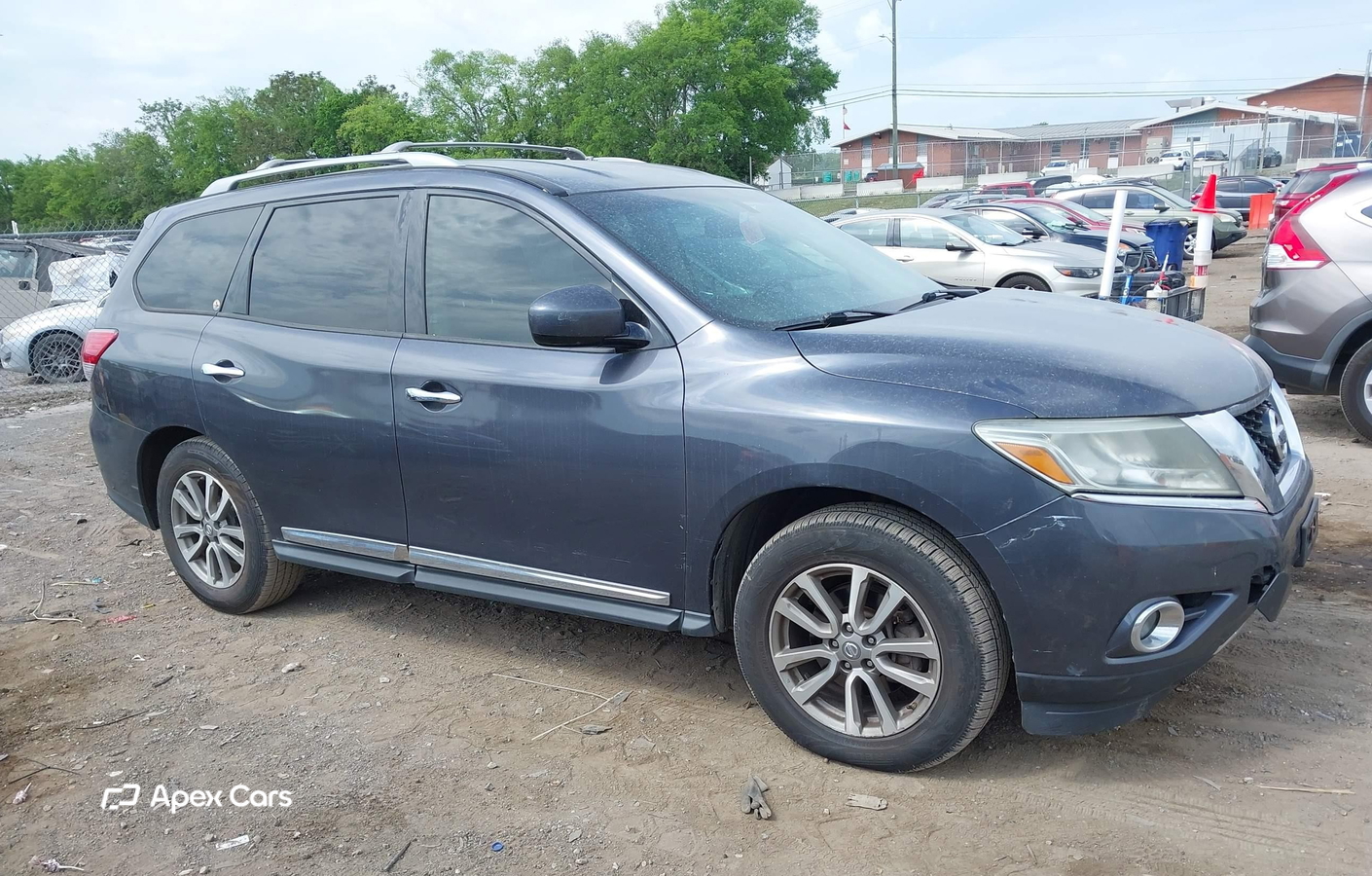 Nissan Pathfinder 2014