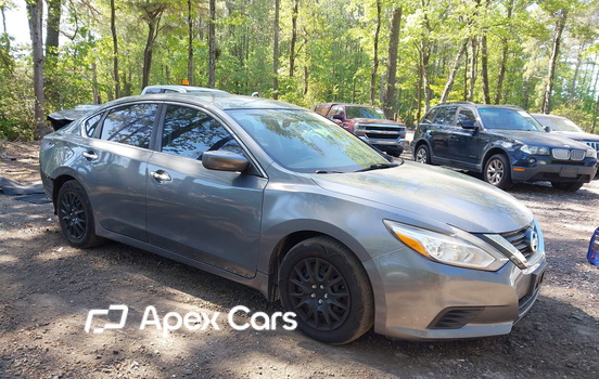 Nissan Altima 2018 - Image 1 of 17