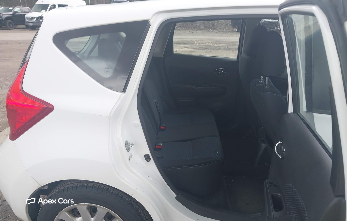 Nissan Versa 2016