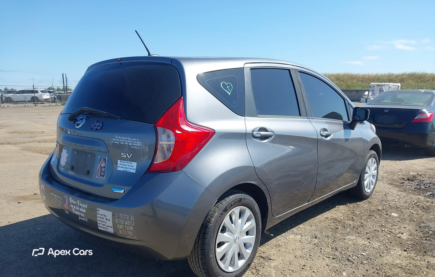 Nissan Versa 2016