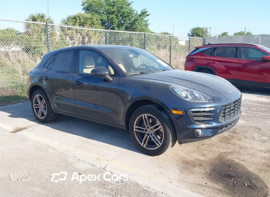 2017 Porsche Macan - Image 1 of 5