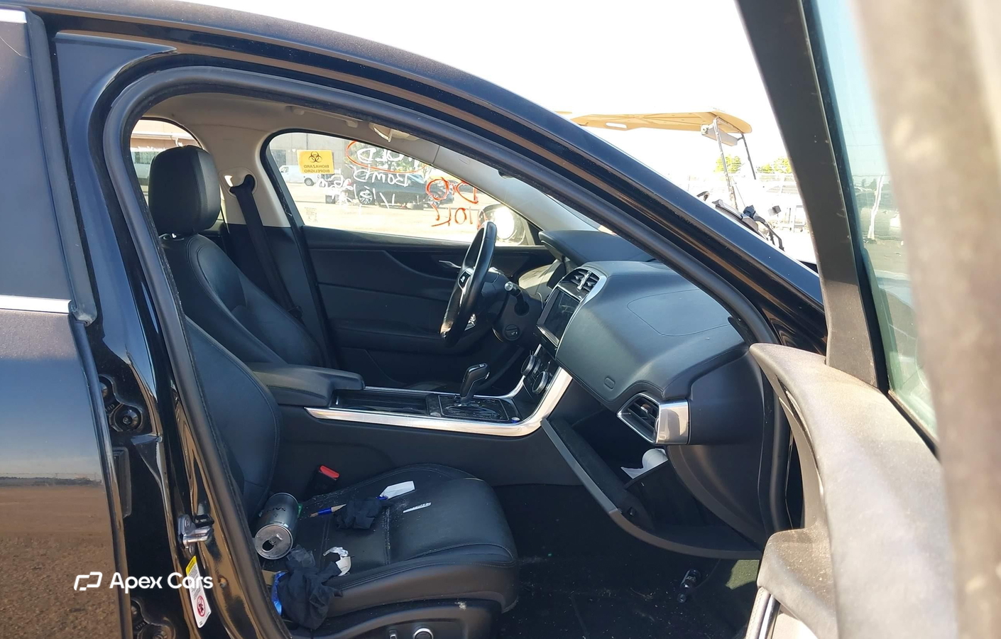 Jaguar XE 2020