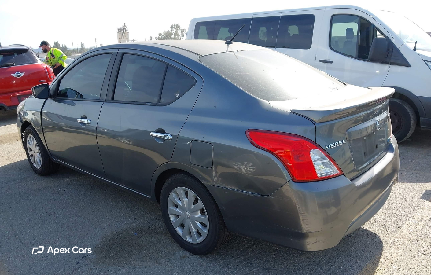 Nissan Versa 2016