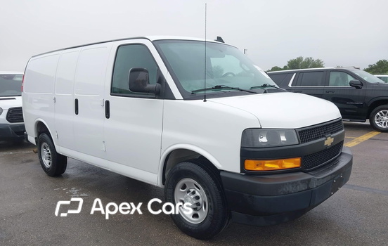 Chevrolet Express 2018 - Image 1 of 17
