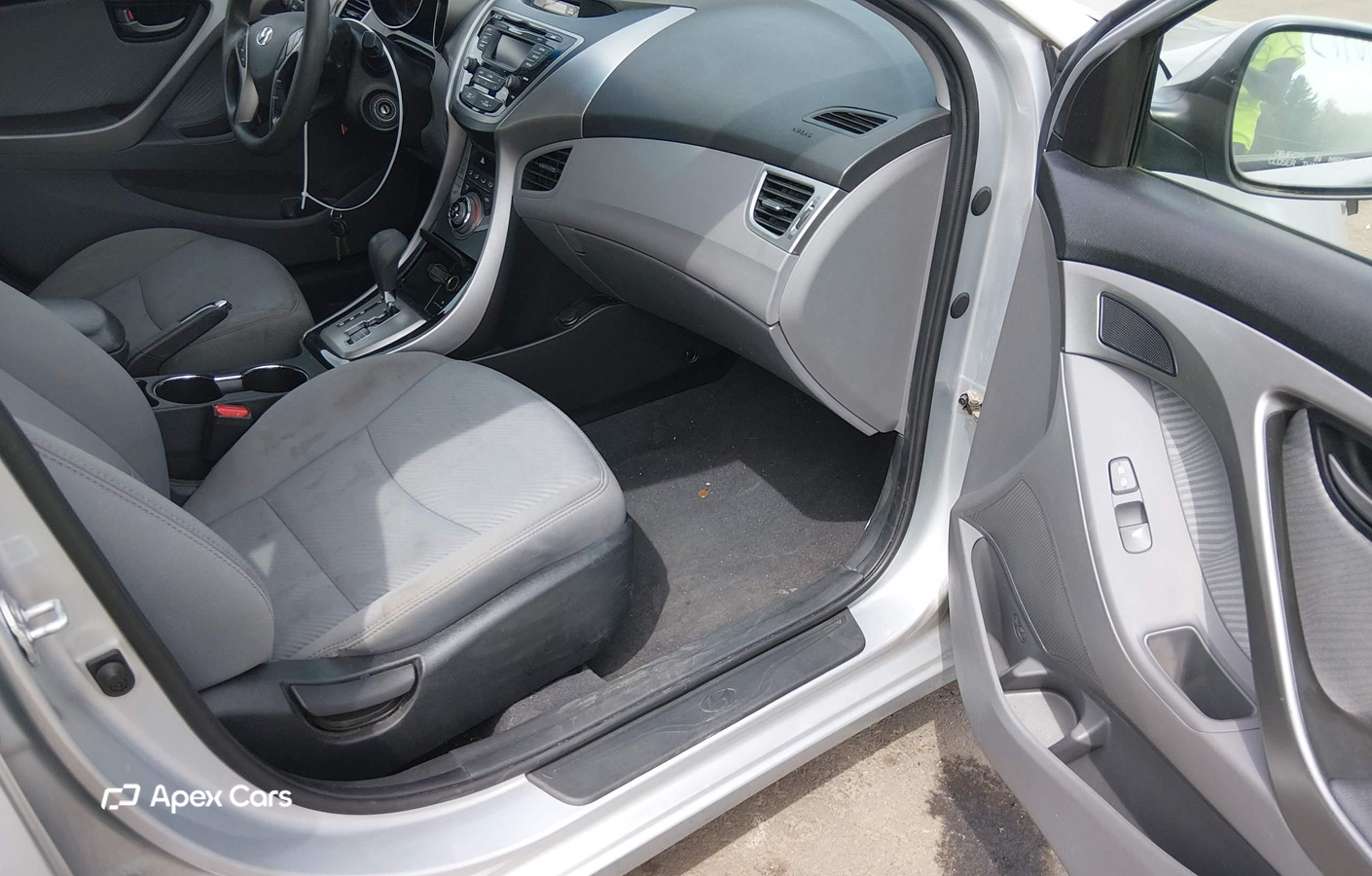 Hyundai Elantra 2013