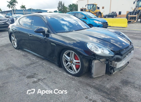2014 Porsche Panamera - Image 1 of 5
