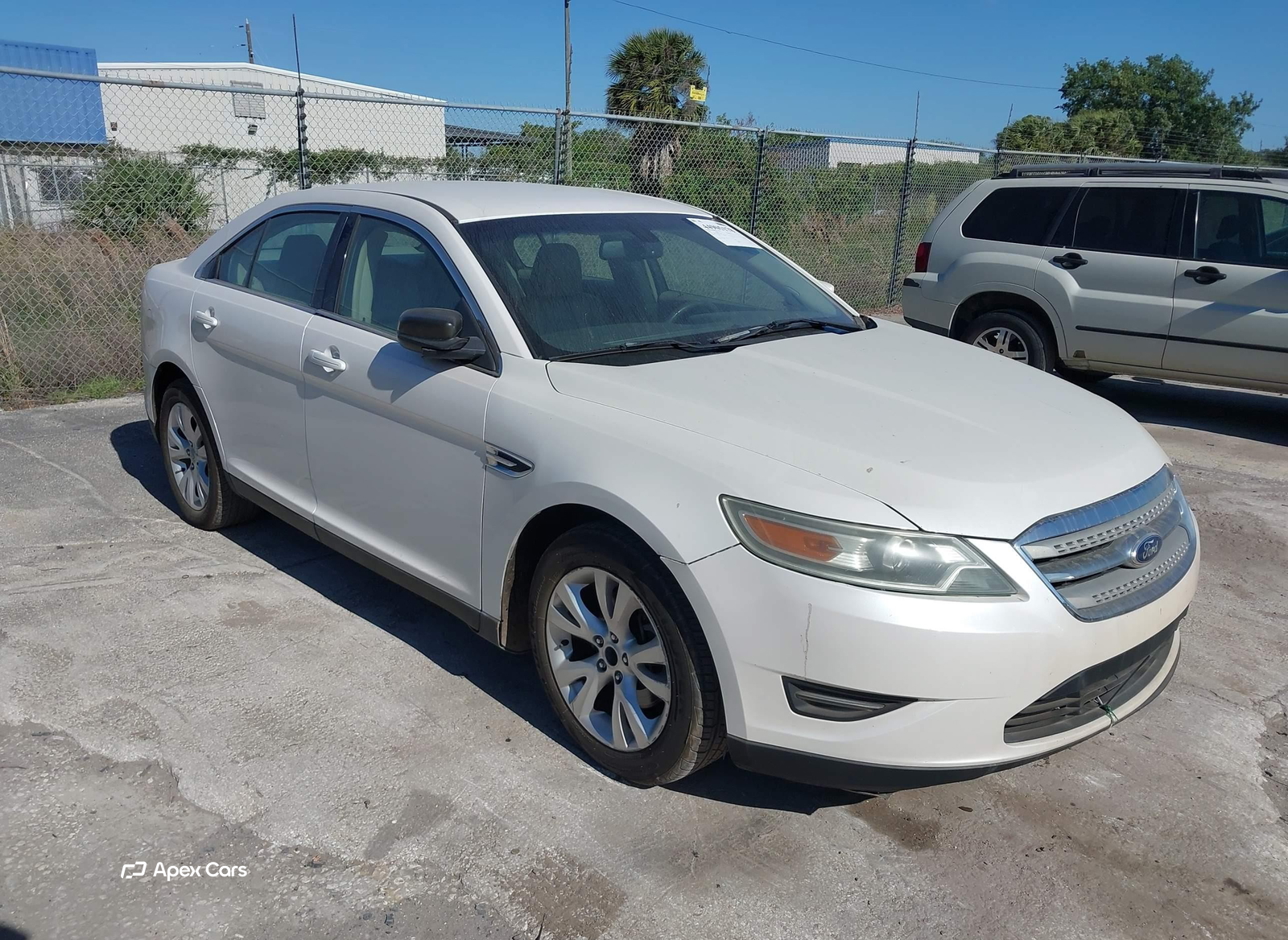 Ford Taurus 2011