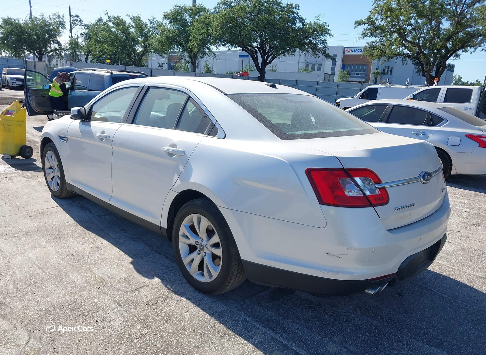 Ford Taurus 2011
