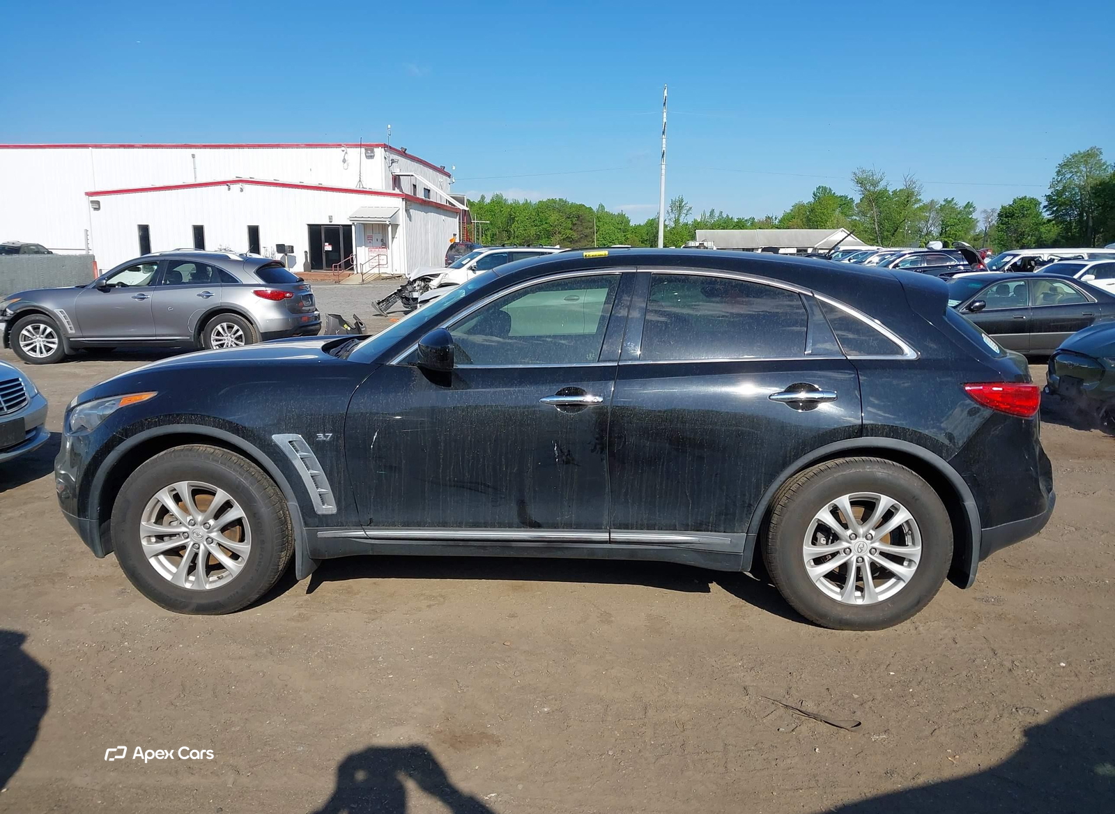 Infiniti QX70 2014