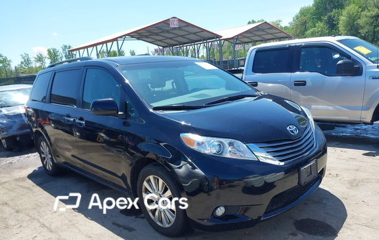 Toyota Sienna 2015 - Image 1 of 17