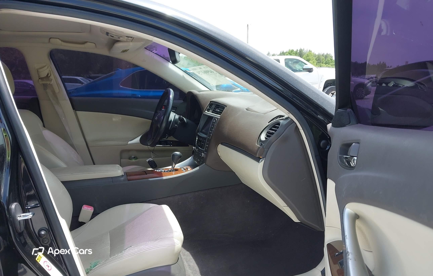 Lexus IS 2011