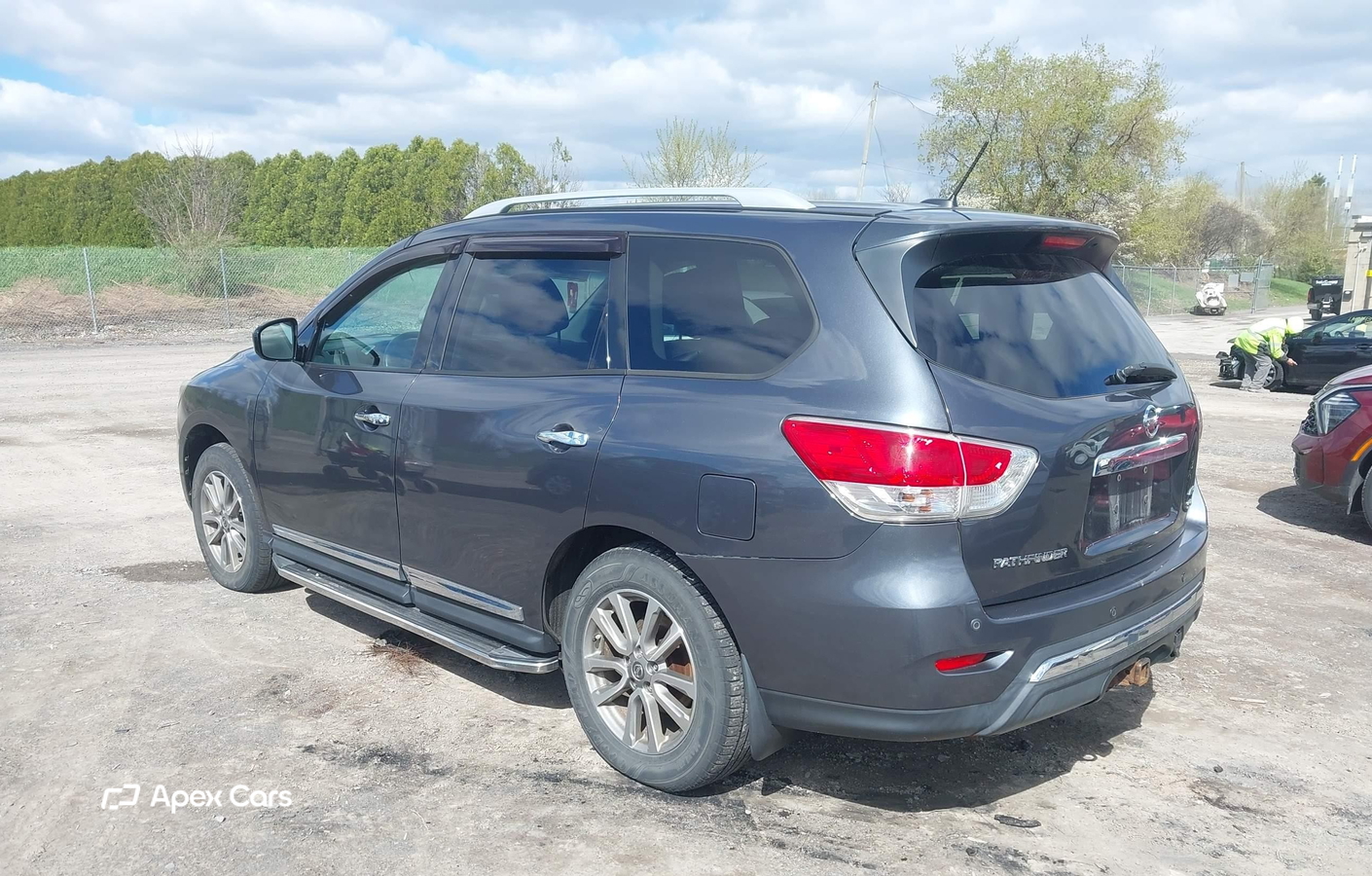 Nissan Pathfinder 2013