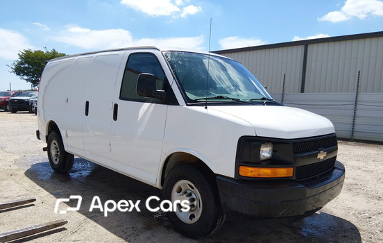 Chevrolet Express 2015 - Image 1 of 18