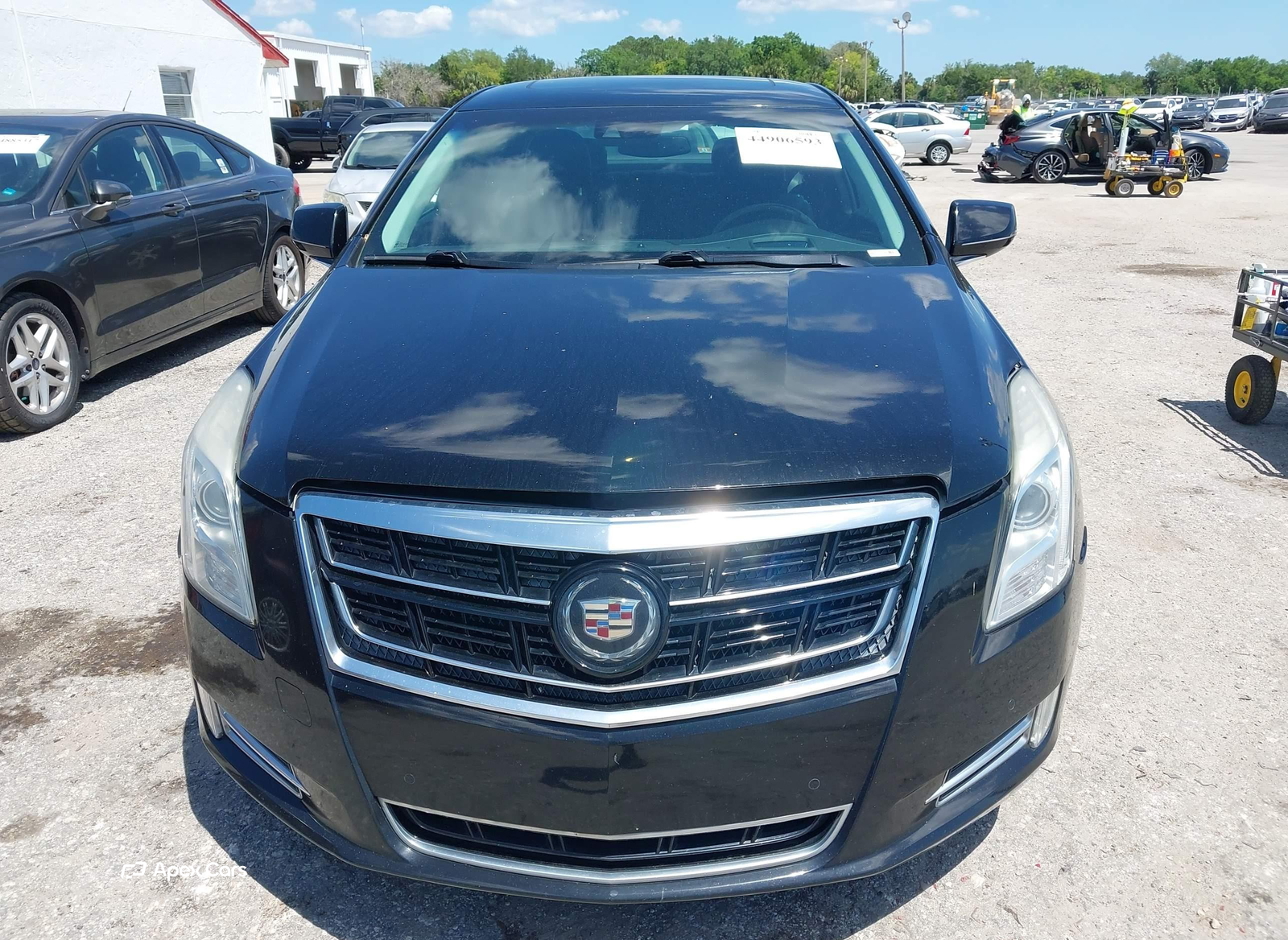 Cadillac XTS 2014