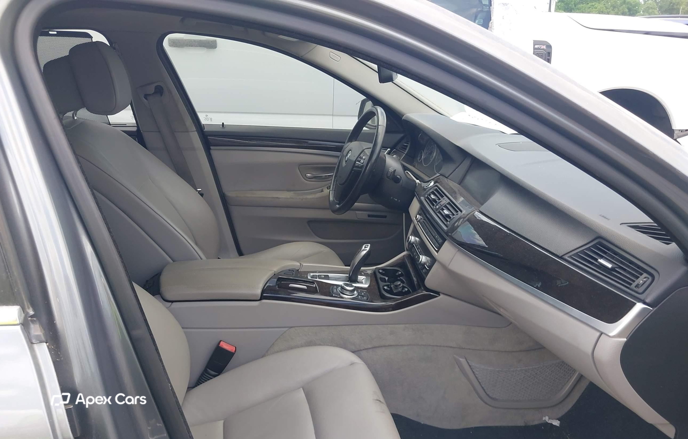 BMW Series 5 2011