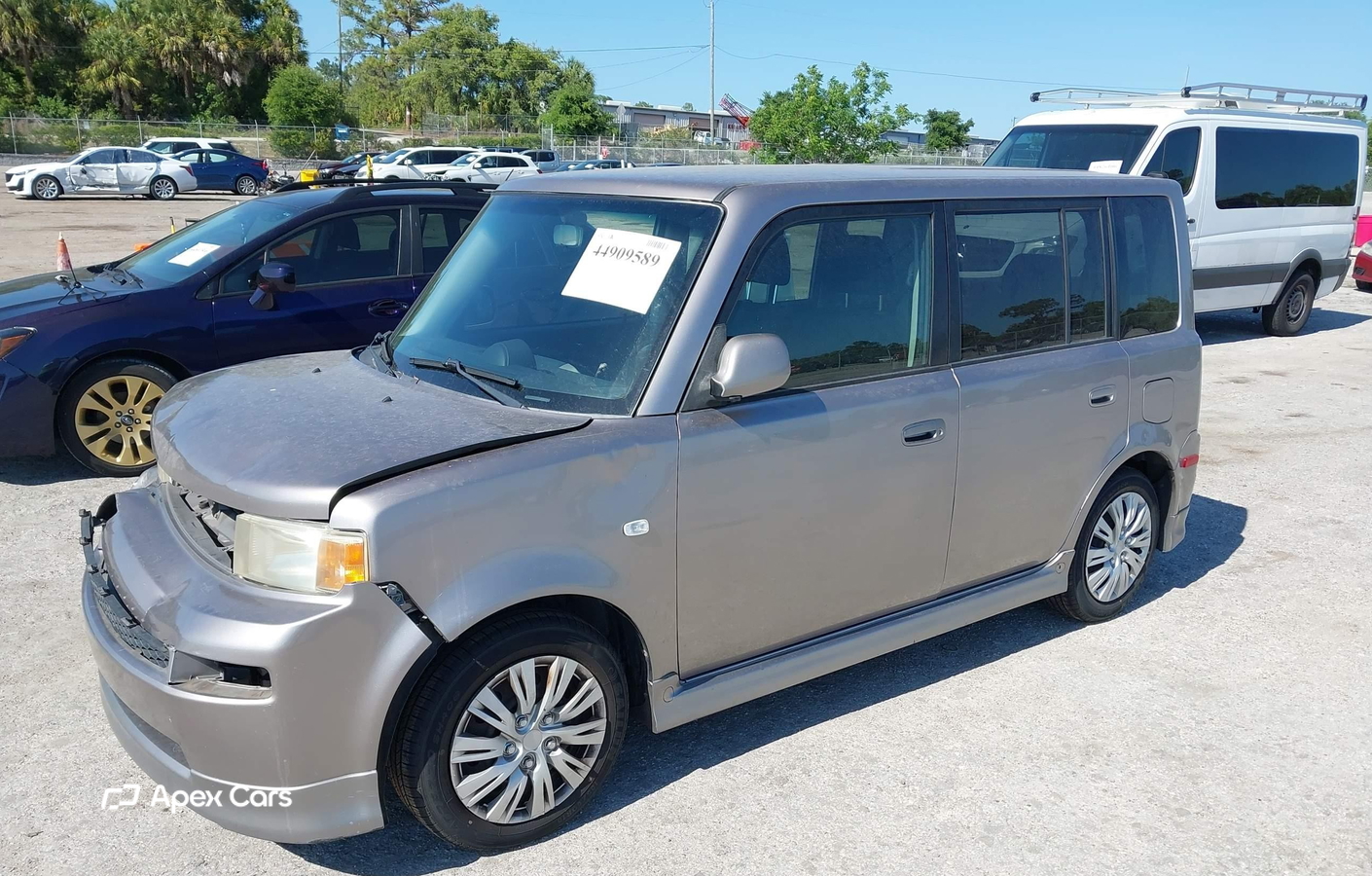 Scion xB 2005
