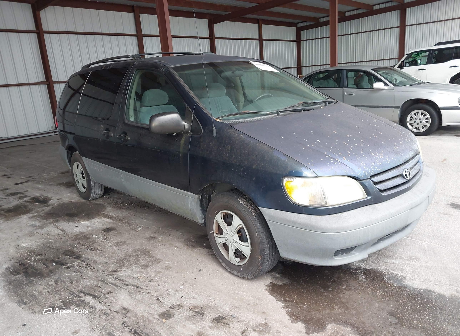 Toyota Sienna 2002