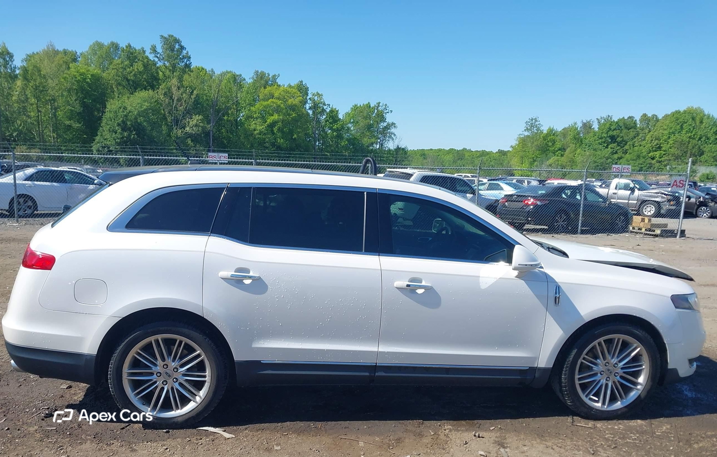 Lincoln MKT 2013