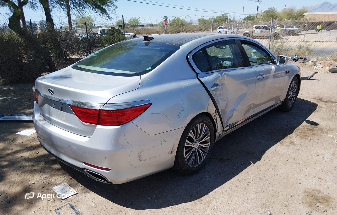 Kia K900 2016