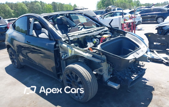 Tesla Model Y 2023 - Image 1 of 16