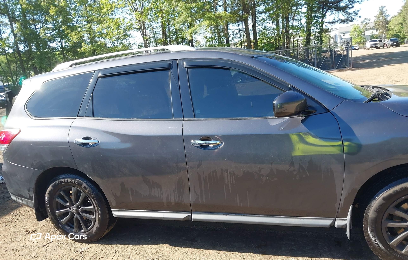 Nissan Pathfinder 2014