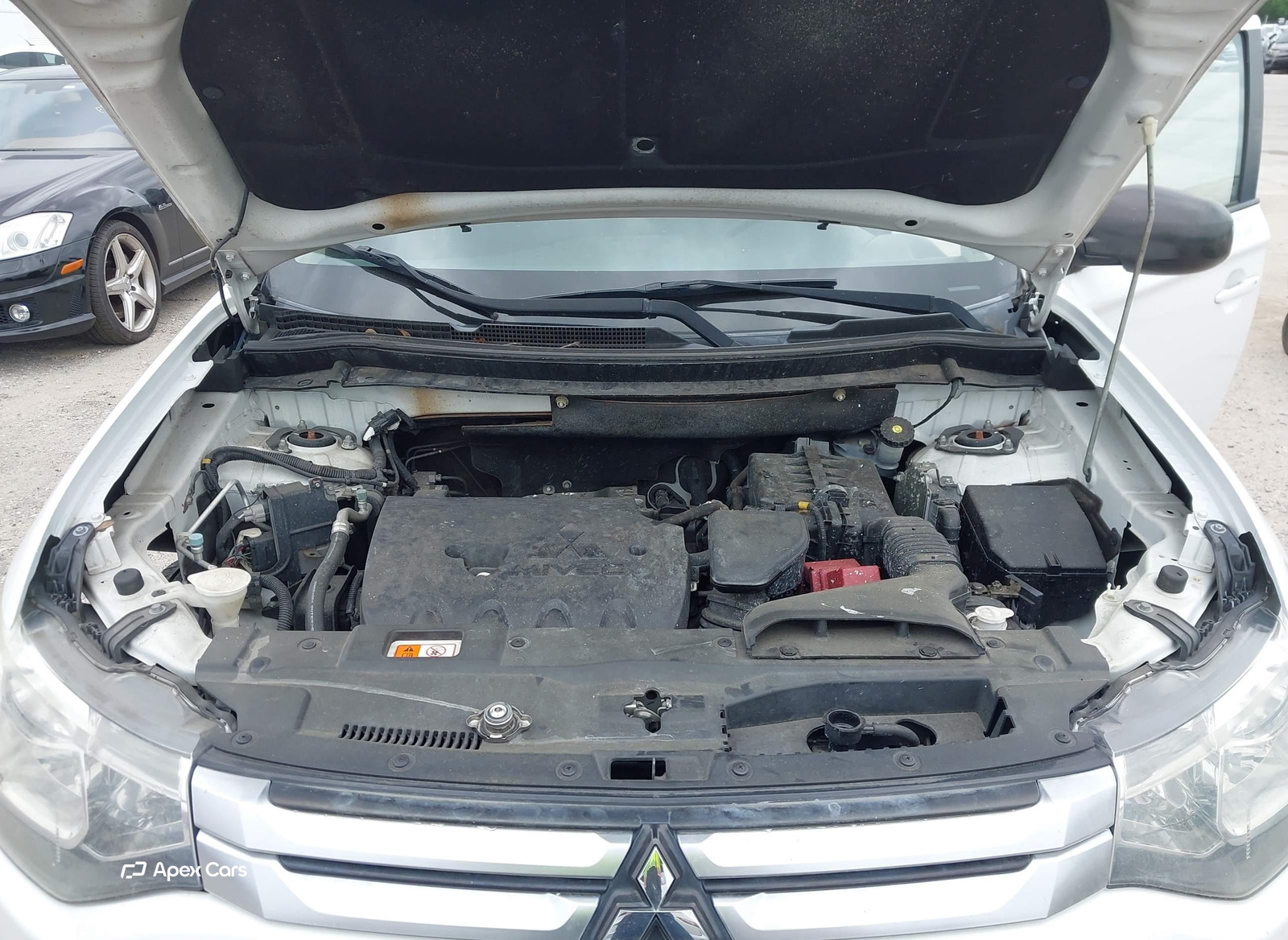 Mitsubishi Outlander 2015