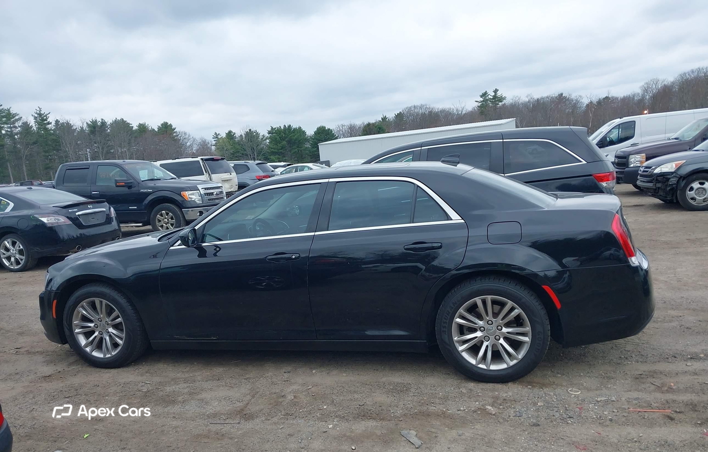 Chrysler 300 2017