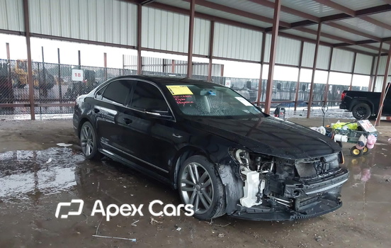 Volkswagen Passat 2017 - Image 1 of 14