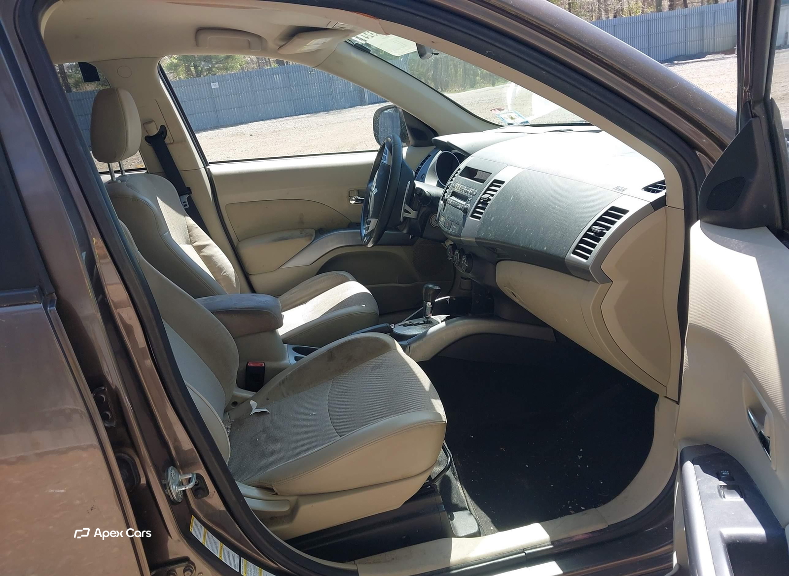 Mitsubishi Outlander 2010