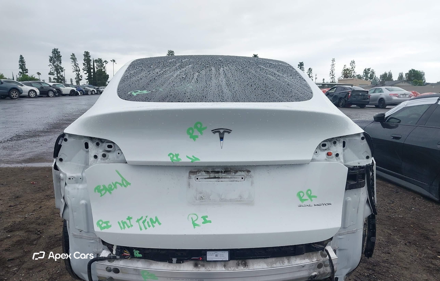 Tesla Model Y 2023