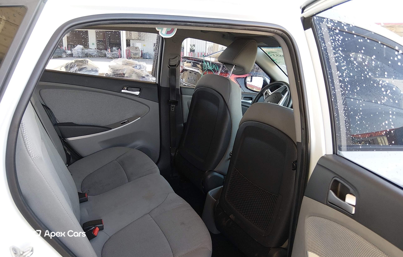 Hyundai Accent 2013