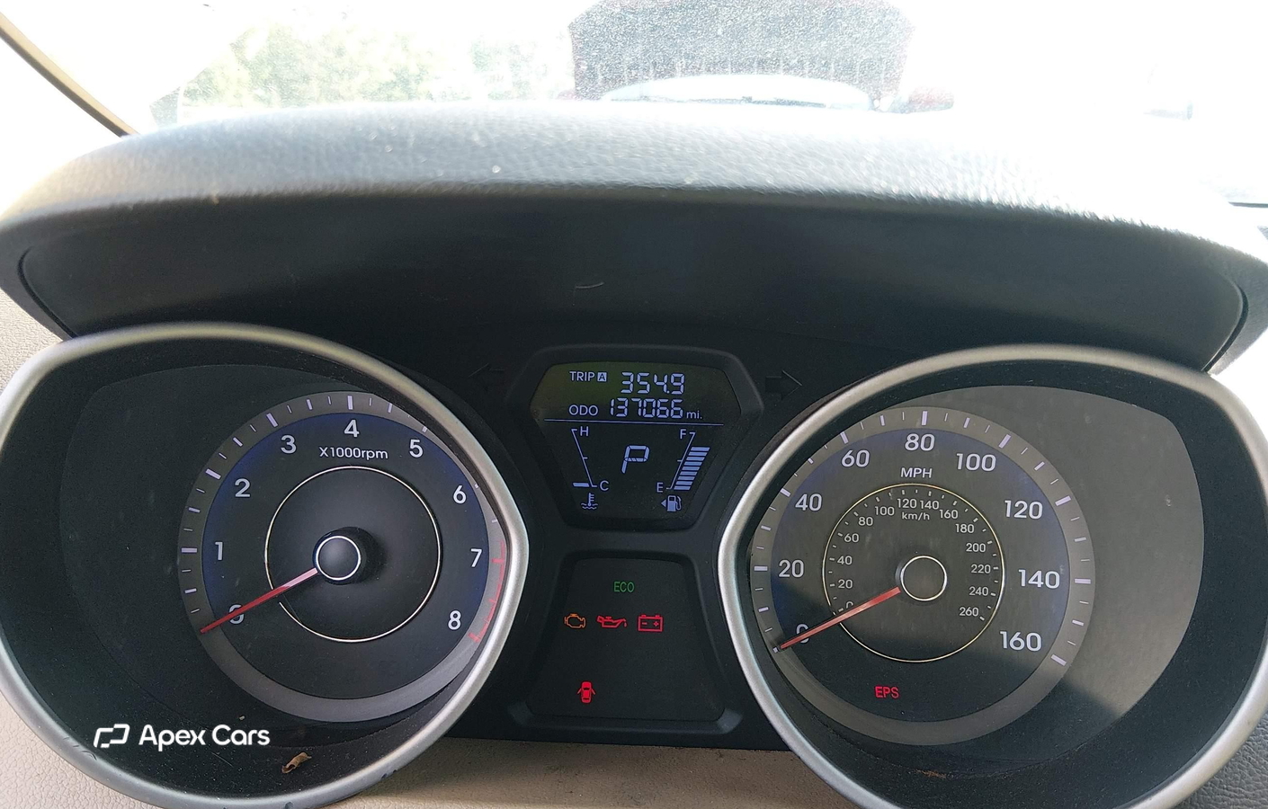 Hyundai Elantra 2012
