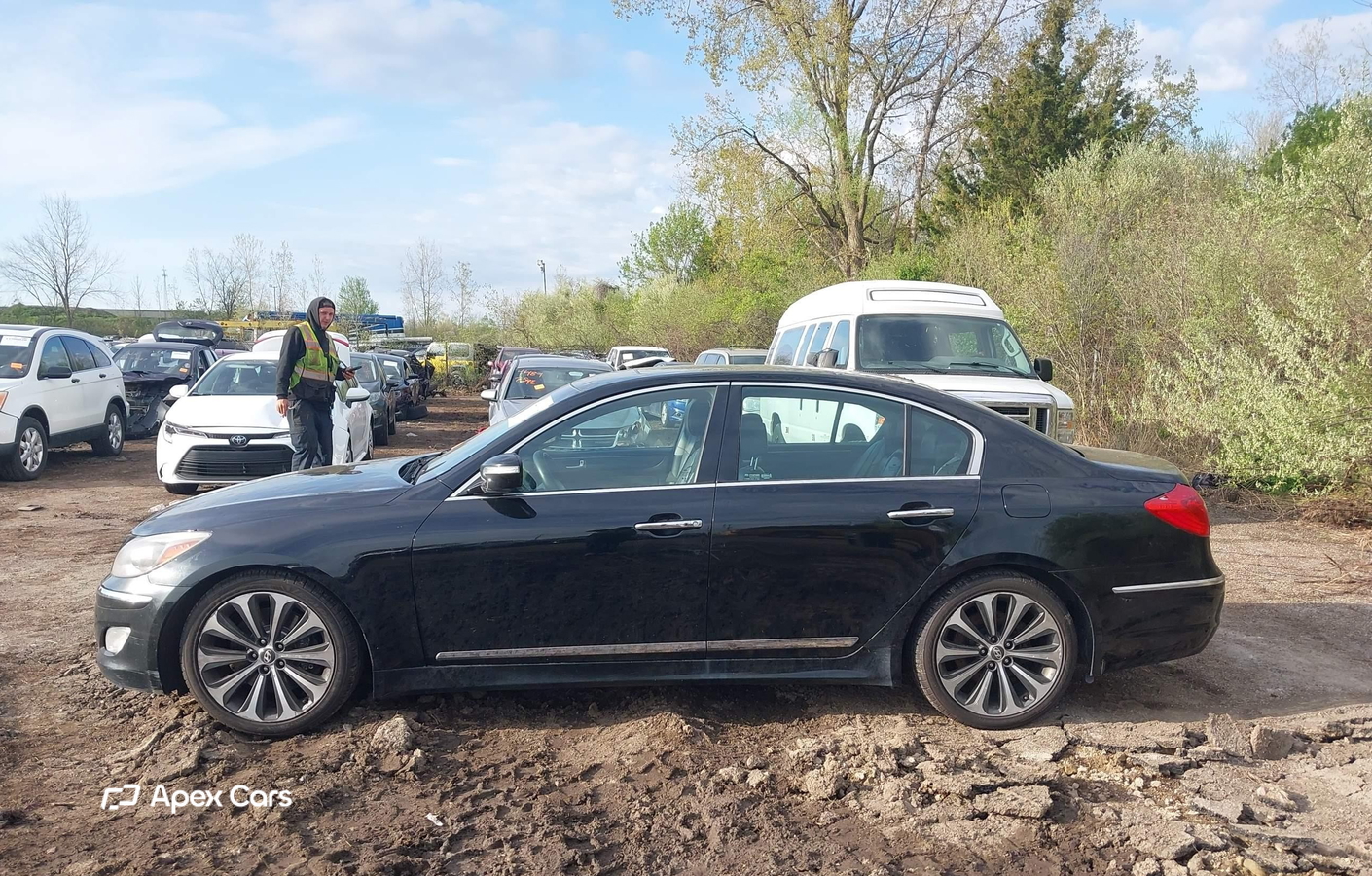 Hyundai Genesis 2012