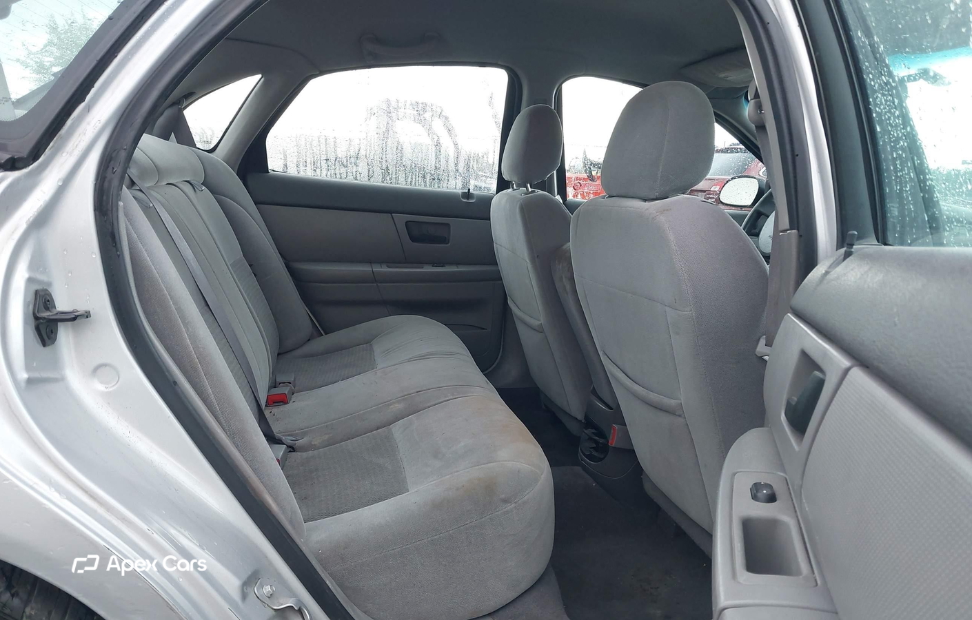 Ford Taurus 2004