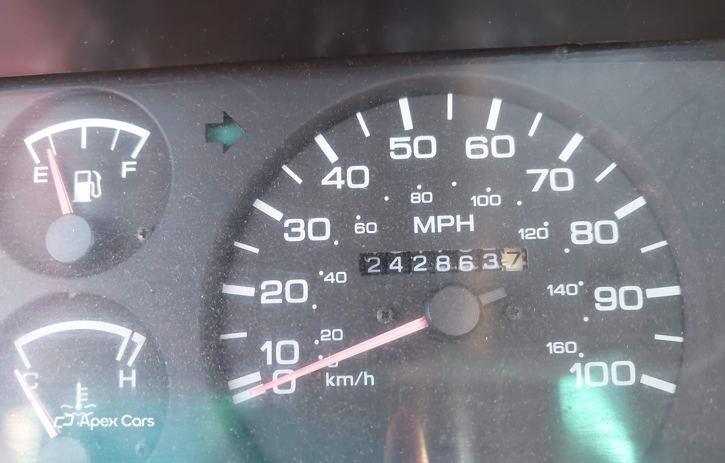 Nissan 1993