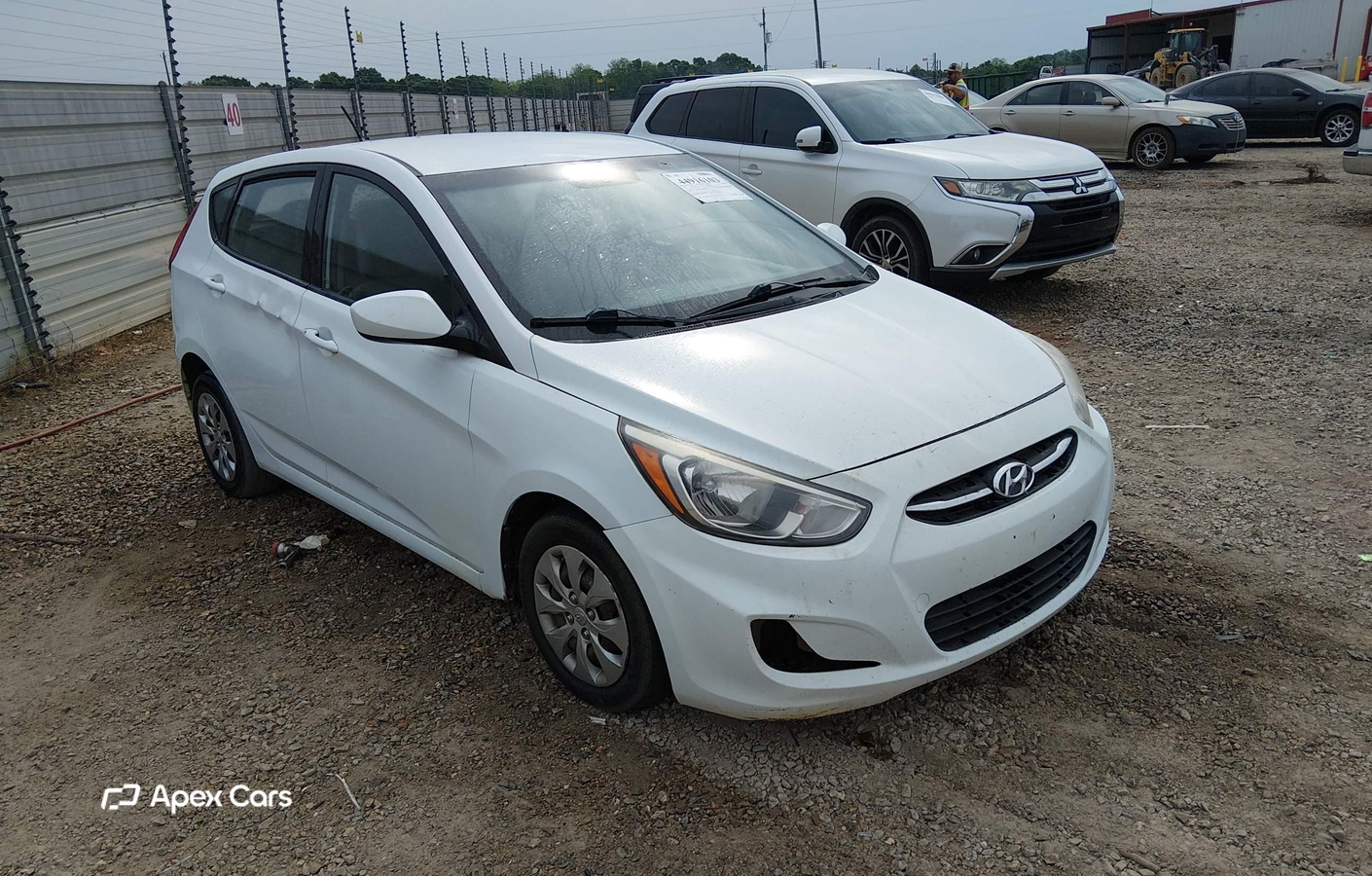 Hyundai Accent 2015