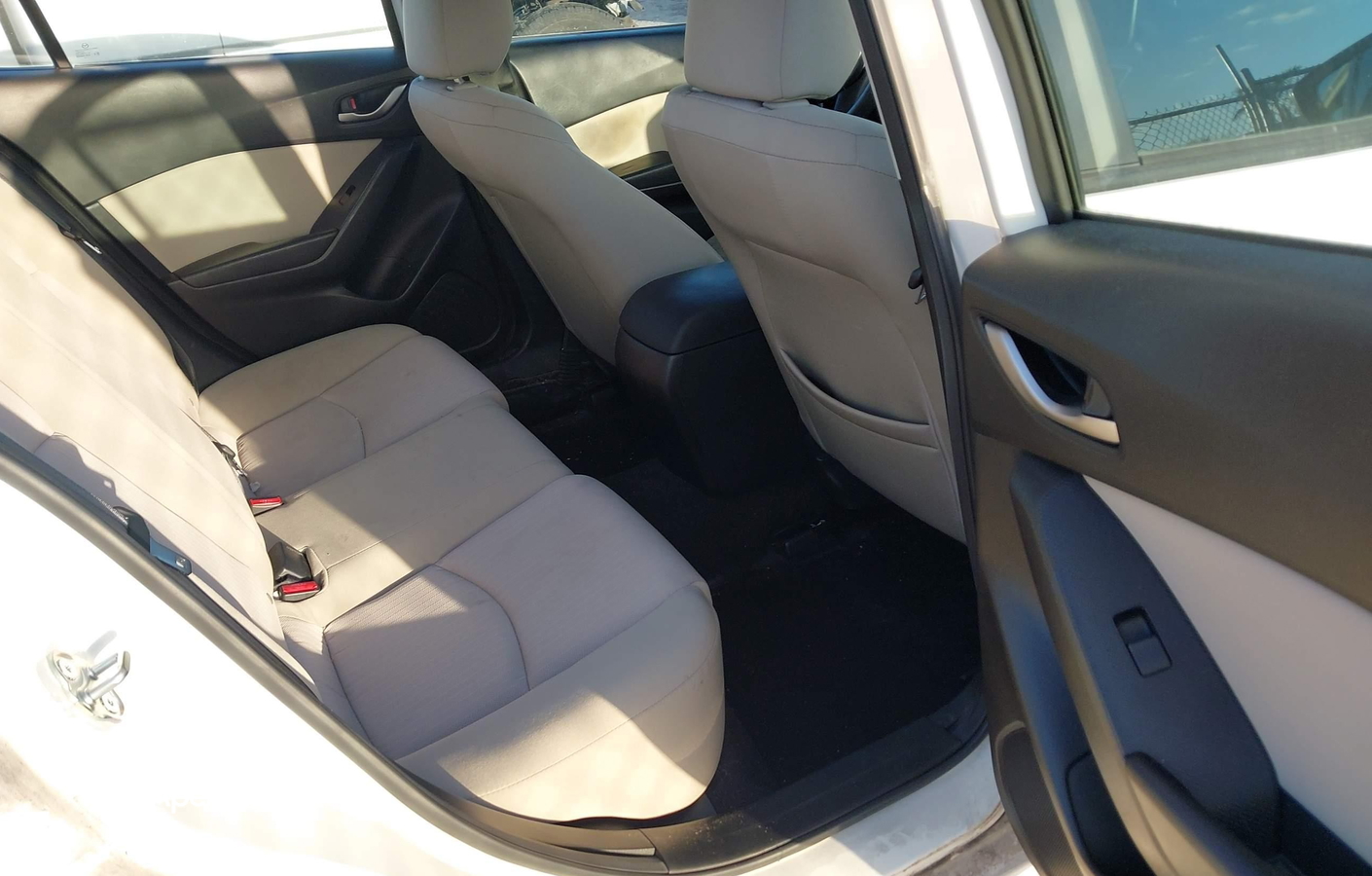Mazda 3 2016