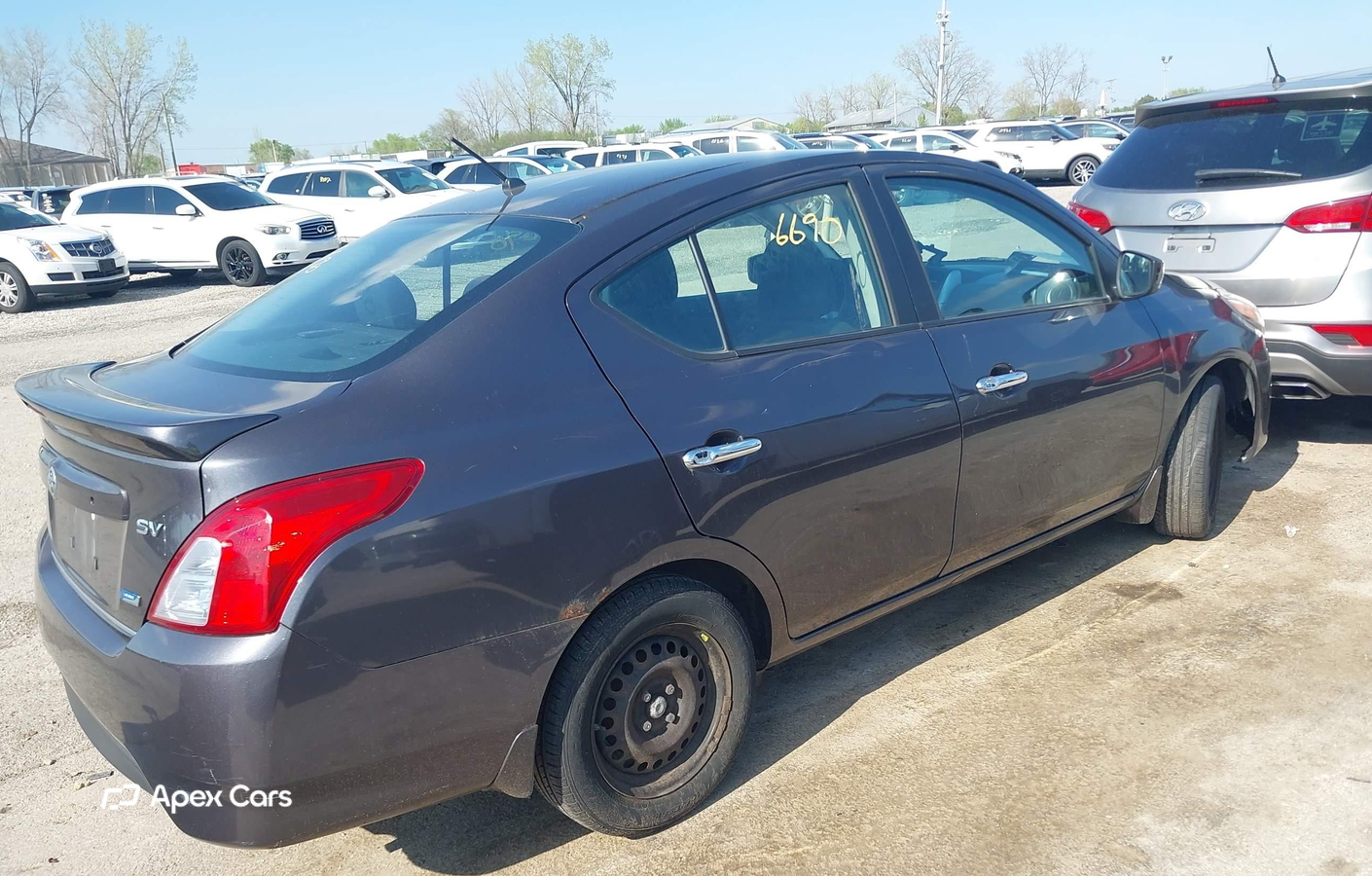 Nissan Versa 2015